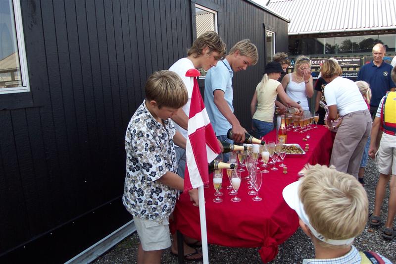 Vis 20040812-175053 (Medium).jpg i fuld st�rrelse